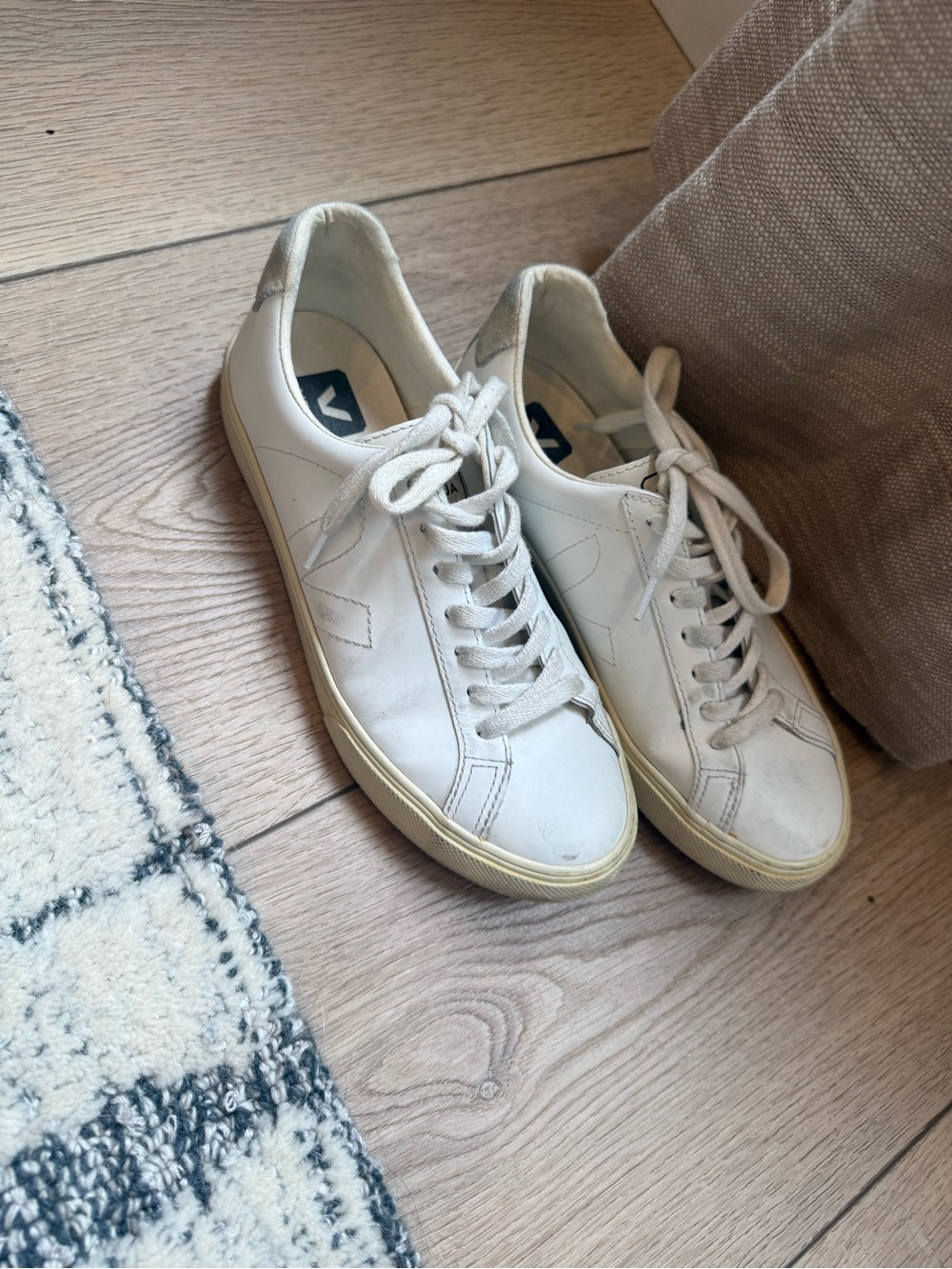 Women’s VEJA White Low-Top Leather Sneakers